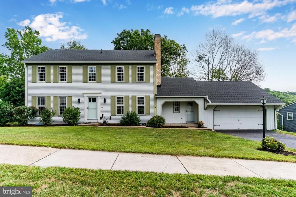 418 SPRING HOUSE ROAD , CAMP HILL, PA 17011