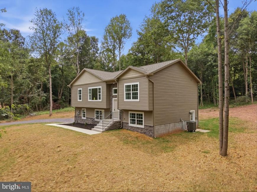 131 Triumph Ln., Hedgesville, WV 25427 Main Photo