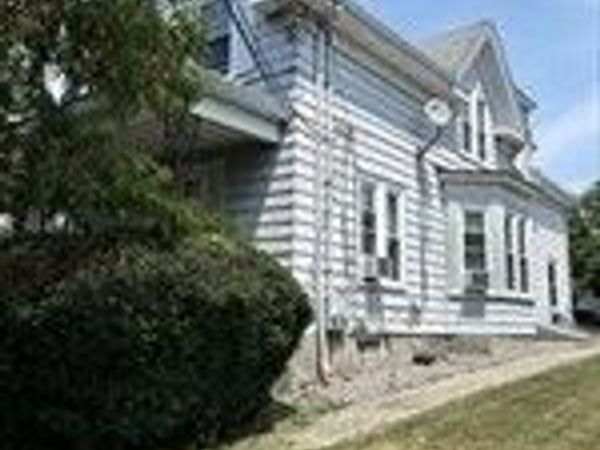 34 Penn St, Unit 2/F, Quincy, MA 02169