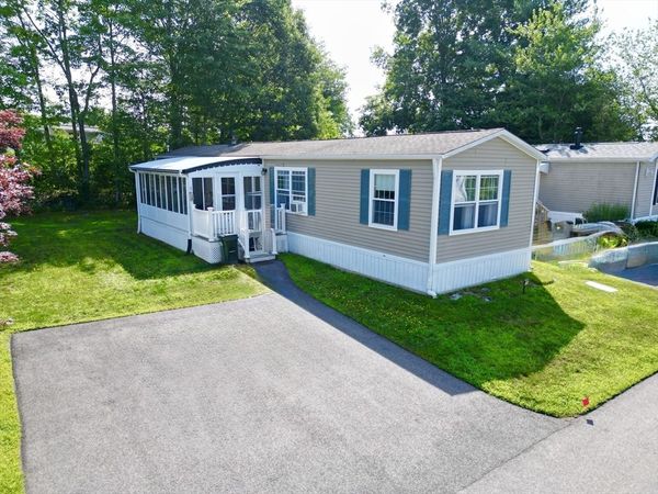 33 Tucker Terrace, Raynham, MA 02767