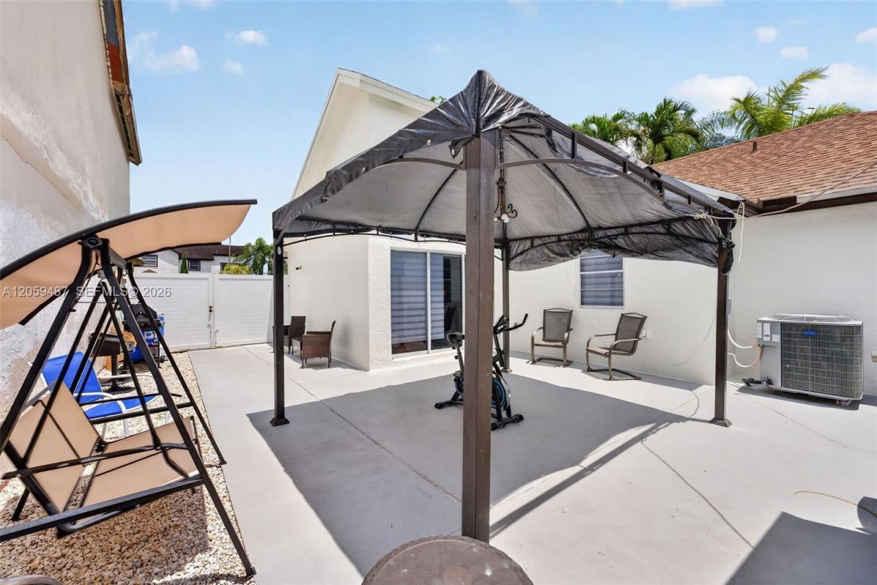 25050 SW 129th Ct, Homestead, FL 33032 Photo