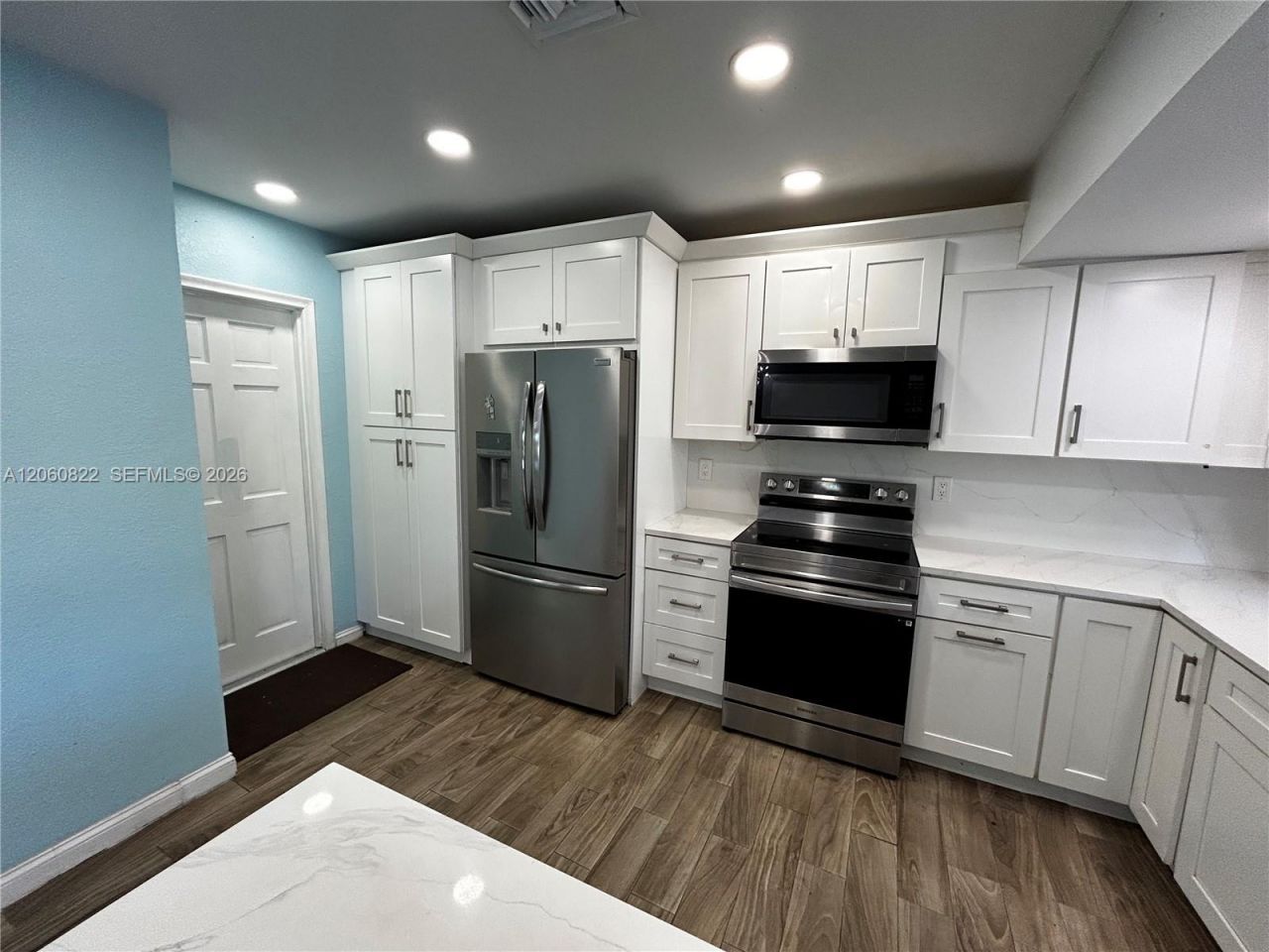 2403 NW 108th Ter , Sunrise, FL 33322 Photo