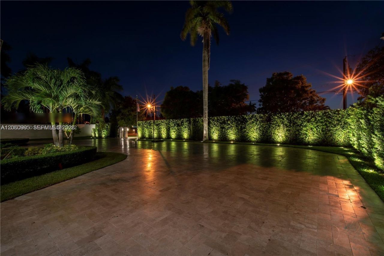331 SW 124th Ave , Miami, FL 33184 Photo