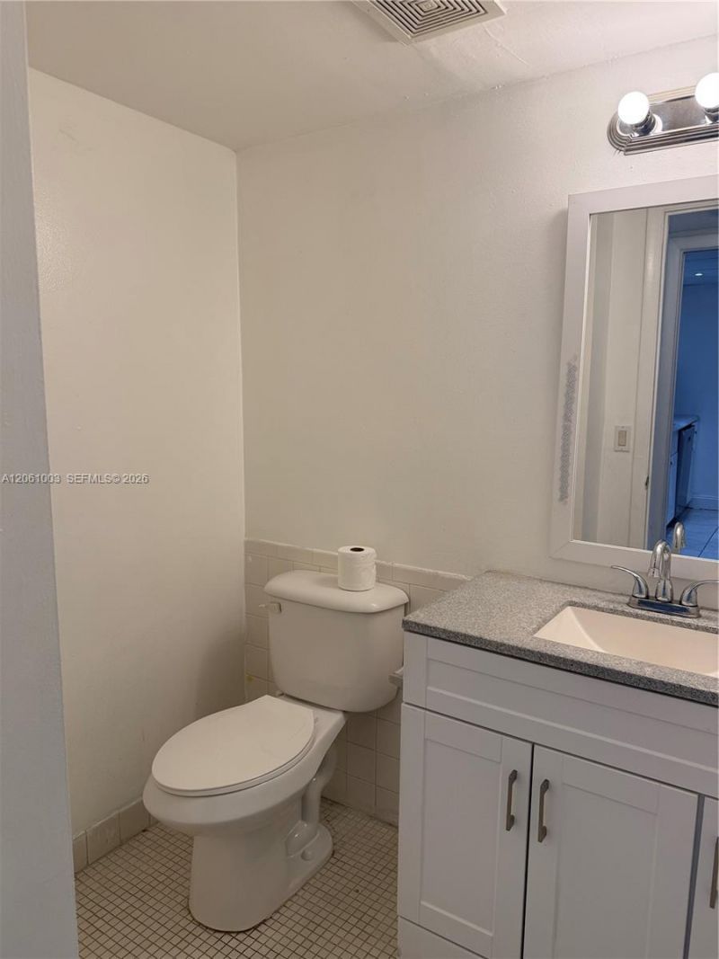 3246 N Pine Island Rd, Unit 101, Sunrise, FL 33351 Photo