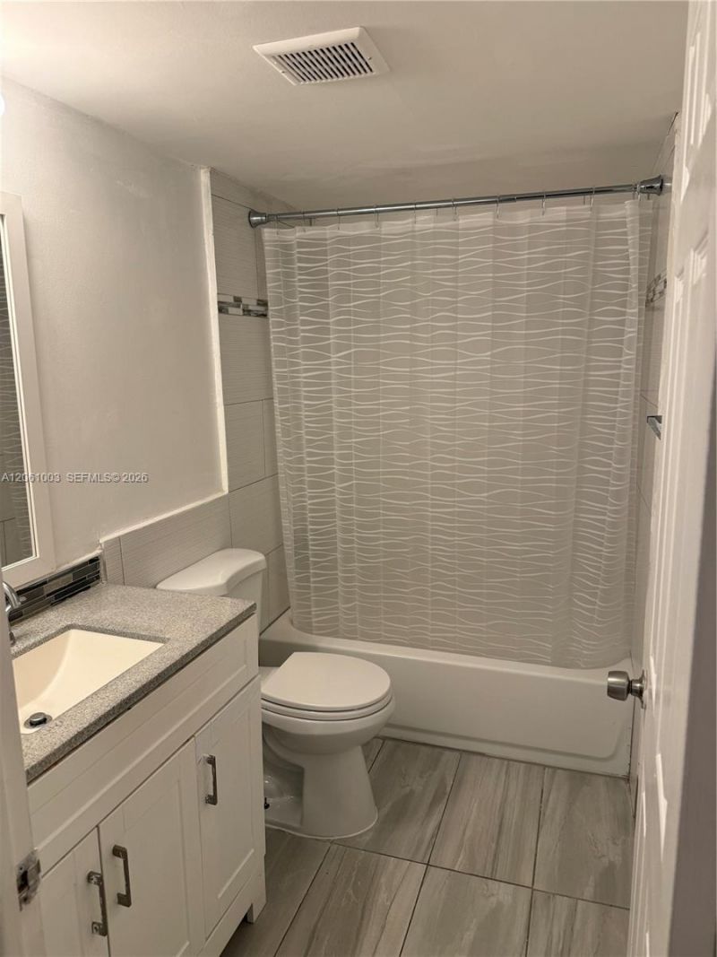 3246 N Pine Island Rd, Unit 101, Sunrise, FL 33351 Photo