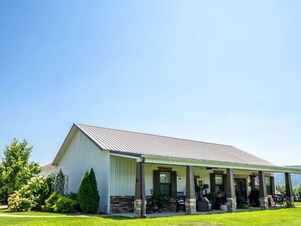 6014 Hwy 8 W, Mena, AR 71953
