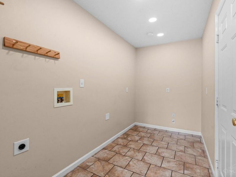 5525 Scarlet Maple Court, Milford, OH 45150 Photo 21