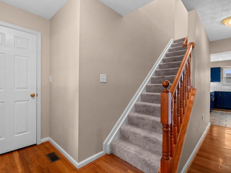 5525 Scarlet Maple Court, Milford, OH 45150 Photo 23