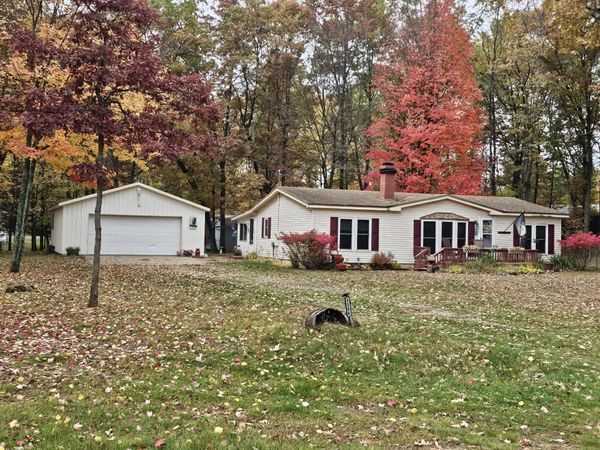3390 Hemlock Avenue, Lake, MI 48632