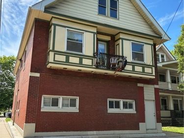 2598 W 10th Street, Cleveland, OH 44113