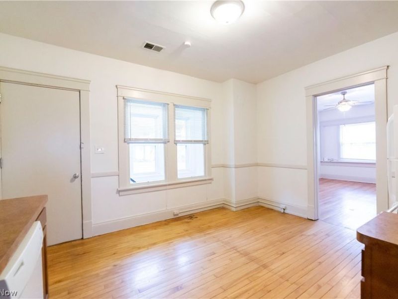 2598 W 10th Street , Cleveland, OH 44113 Photo 17