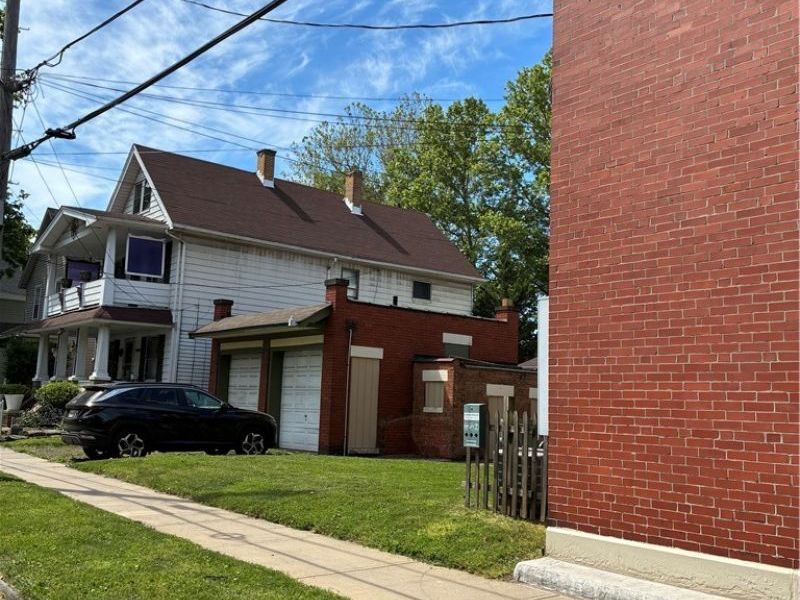 2598 W 10th Street , Cleveland, OH 44113 Photo 2
