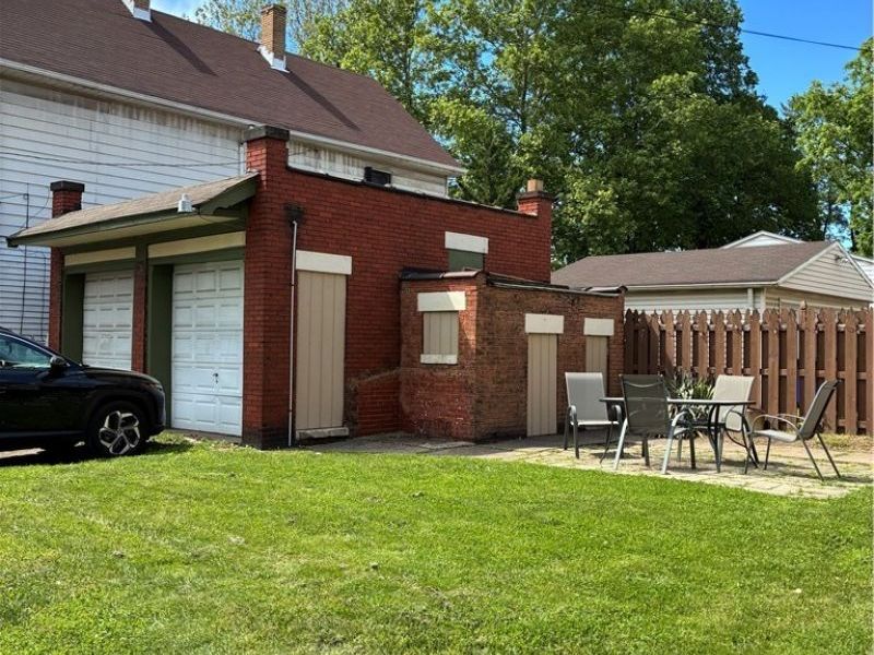 2598 W 10th Street , Cleveland, OH 44113 Photo 3