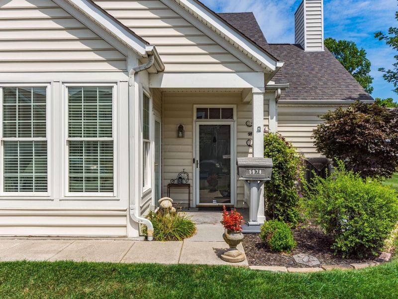 5978 Hickory Brook Way , Columbus, OH 43213 Photo 4