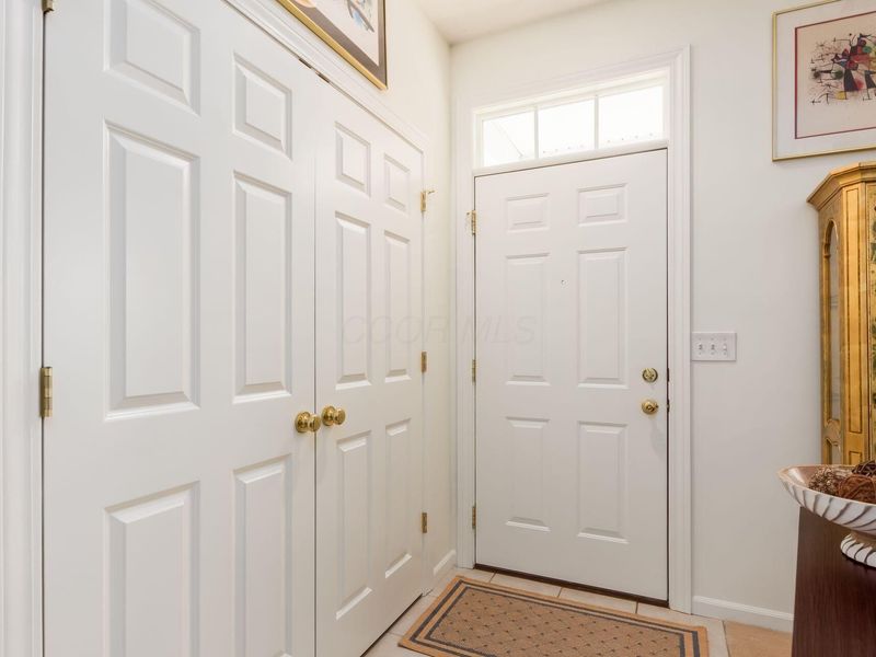 5978 Hickory Brook Way , Columbus, OH 43213 Photo 7