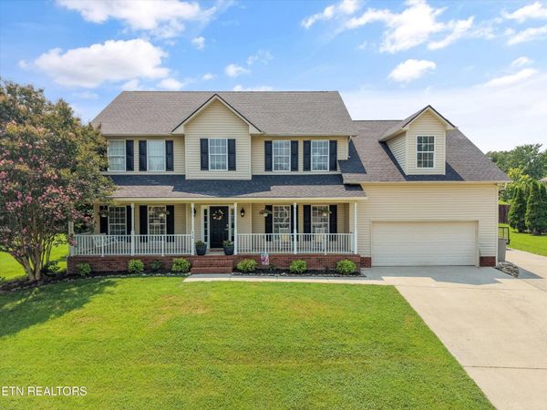 615 Grassland Drive, Maryville, TN 37804