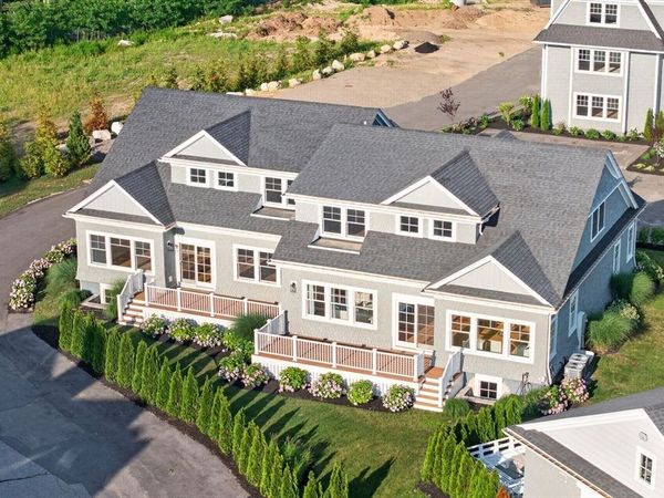 533 Woods Hole Road, Unit B102, Falmouth, MA 02543