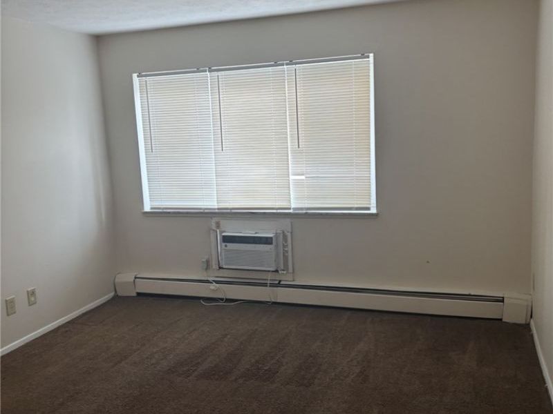14567 Madison Avenue, Unit 211, Lakewood, OH 44107 Photo 14