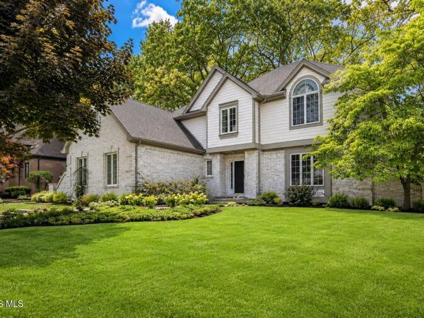 9114 Oak Valley Road , Holland, OH 43528