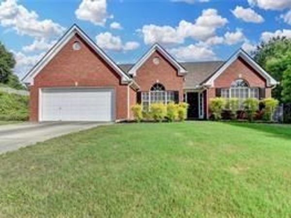 1627 Amhearst Walk Road , Lawrenceville, GA 30043