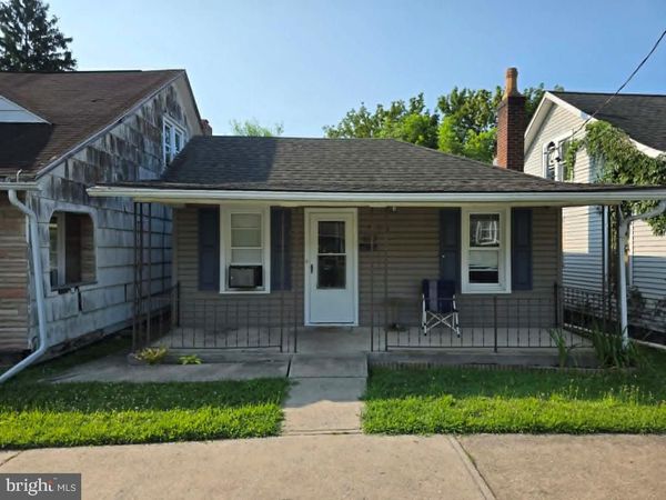 622 W 5TH STREET , LEWISTOWN, PA 17044