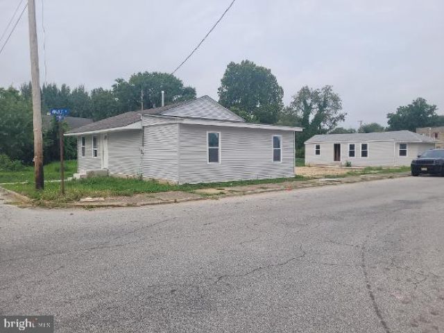 64 70 Walnut Street , Penns Grove, NJ 08069 Main Photo
