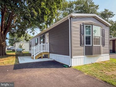 4128 DAVIS DRIVE, MORRISVILLE, PA 19067