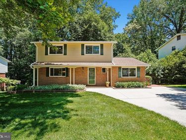 4945 GAINSBOROUGH DRIVE , FAIRFAX, VA 22032