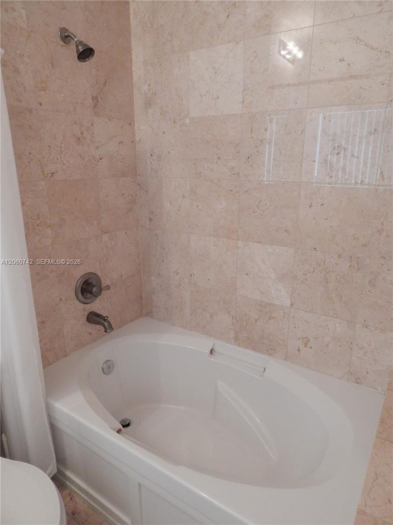 2100 Van Buren St, Unit 103, Hollywood, FL 33020 Photo