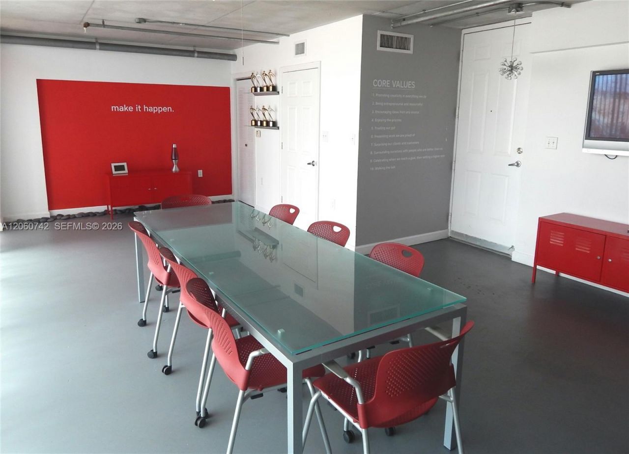 2100 Van Buren St, Unit 103, Hollywood, FL 33020 Photo