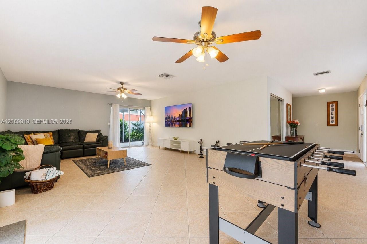 10615 SW 200th St , Cutler Bay, FL 33157 Photo