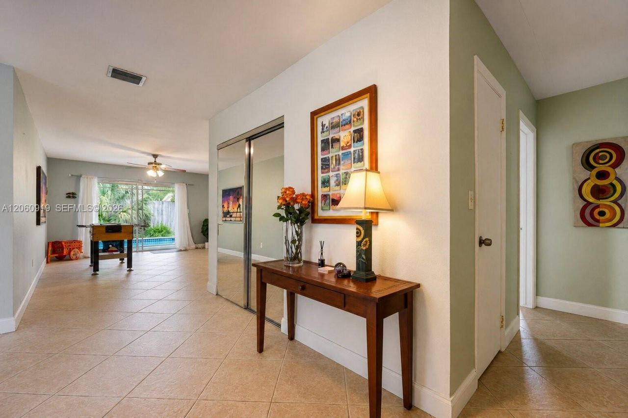 10615 SW 200th St , Cutler Bay, FL 33157 Photo
