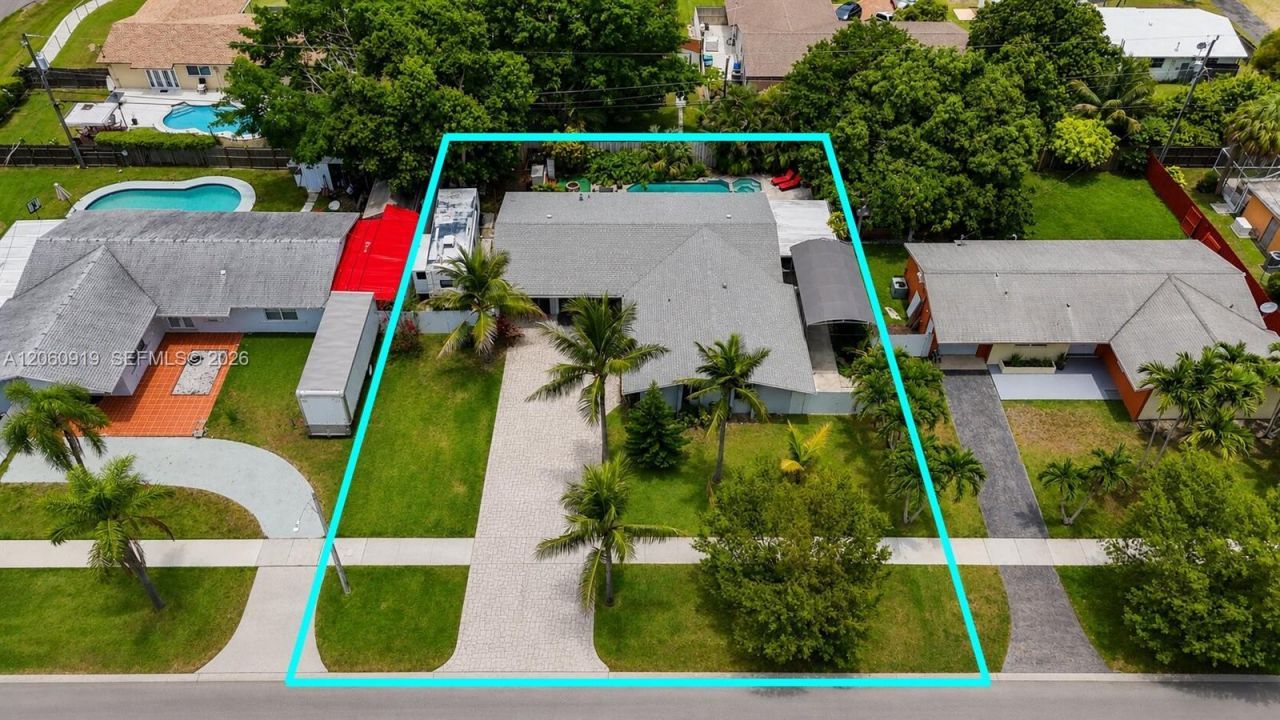 10615 SW 200th St , Cutler Bay, FL 33157 Photo