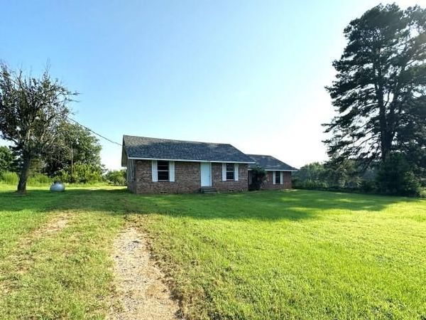 632 County Road 1243 , Linden, TX 75563