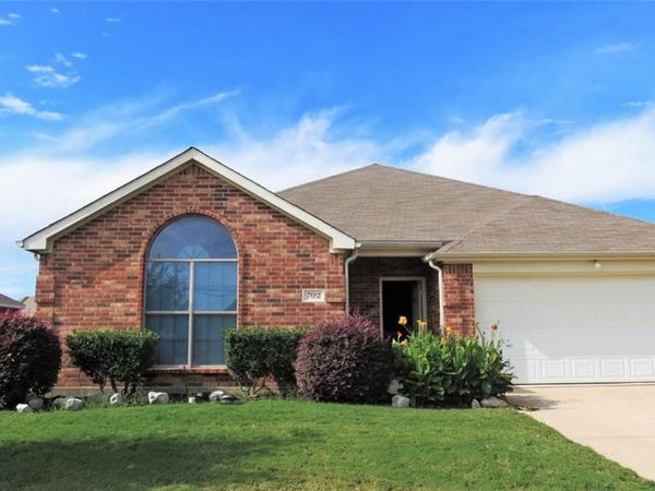 702 Bayshore Drive, Mansfield, TX 76063