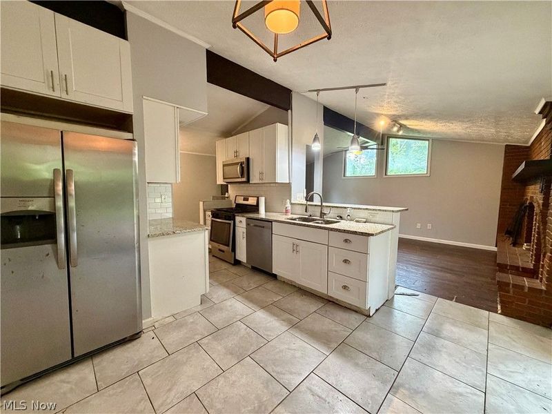 10174 W River Road , Columbia Station, OH 44028 Photo 4