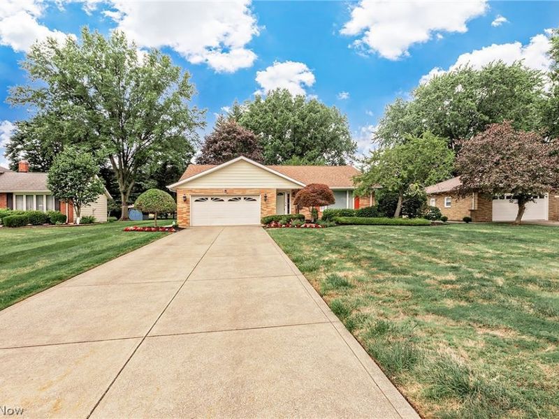 596 Jefferson Drive , Highland Heights, OH 44143 Photo 2
