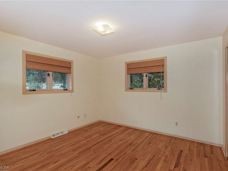 596 Jefferson Drive , Highland Heights, OH 44143 Photo 23