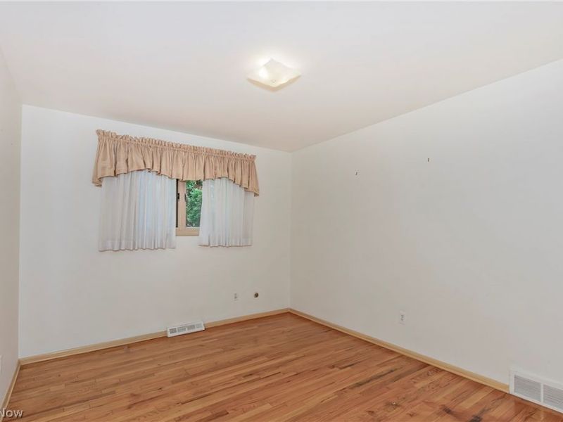 596 Jefferson Drive , Highland Heights, OH 44143 Photo 29