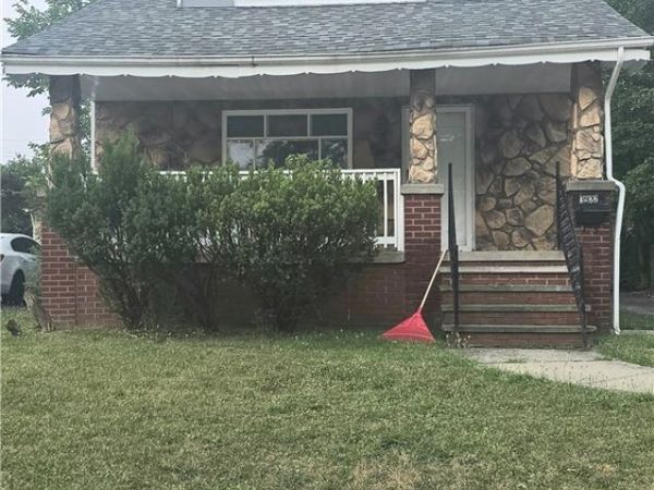 3922 Grosvenor Road, South Euclid, OH 44118