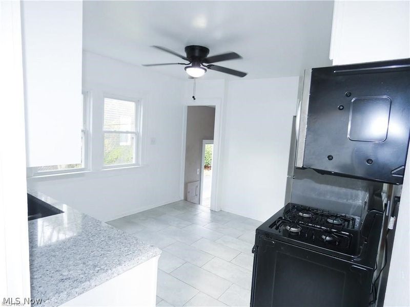 3922 Grosvenor Road, South Euclid, OH 44118 Photo 7