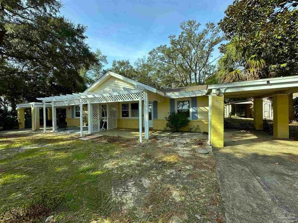 305 Colbert Ave, Pensacola, FL 32507