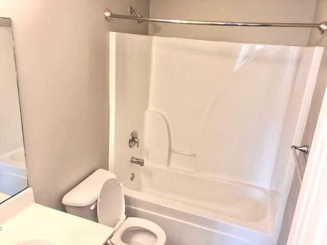 5110 Scarsdale Avenue Photo 6