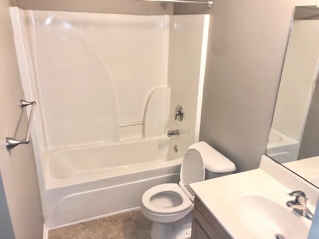 5110 Scarsdale Avenue Photo 8