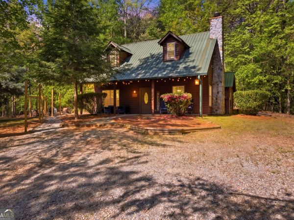 325 Blue Creek Cove, Cleveland, GA 30528