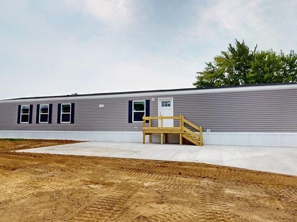 410 E. Walton Street, Willard, OH 44890
