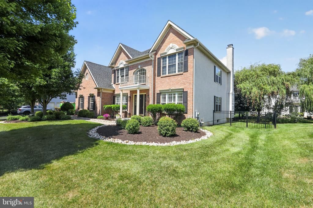 121 AVONDALE DRIVE , NORTH WALES, PA 19454