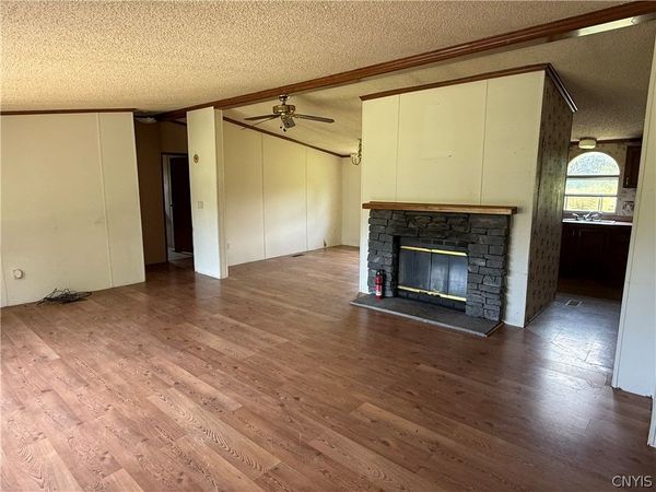 8935 Eddy Rd , Canastota, NY 13037