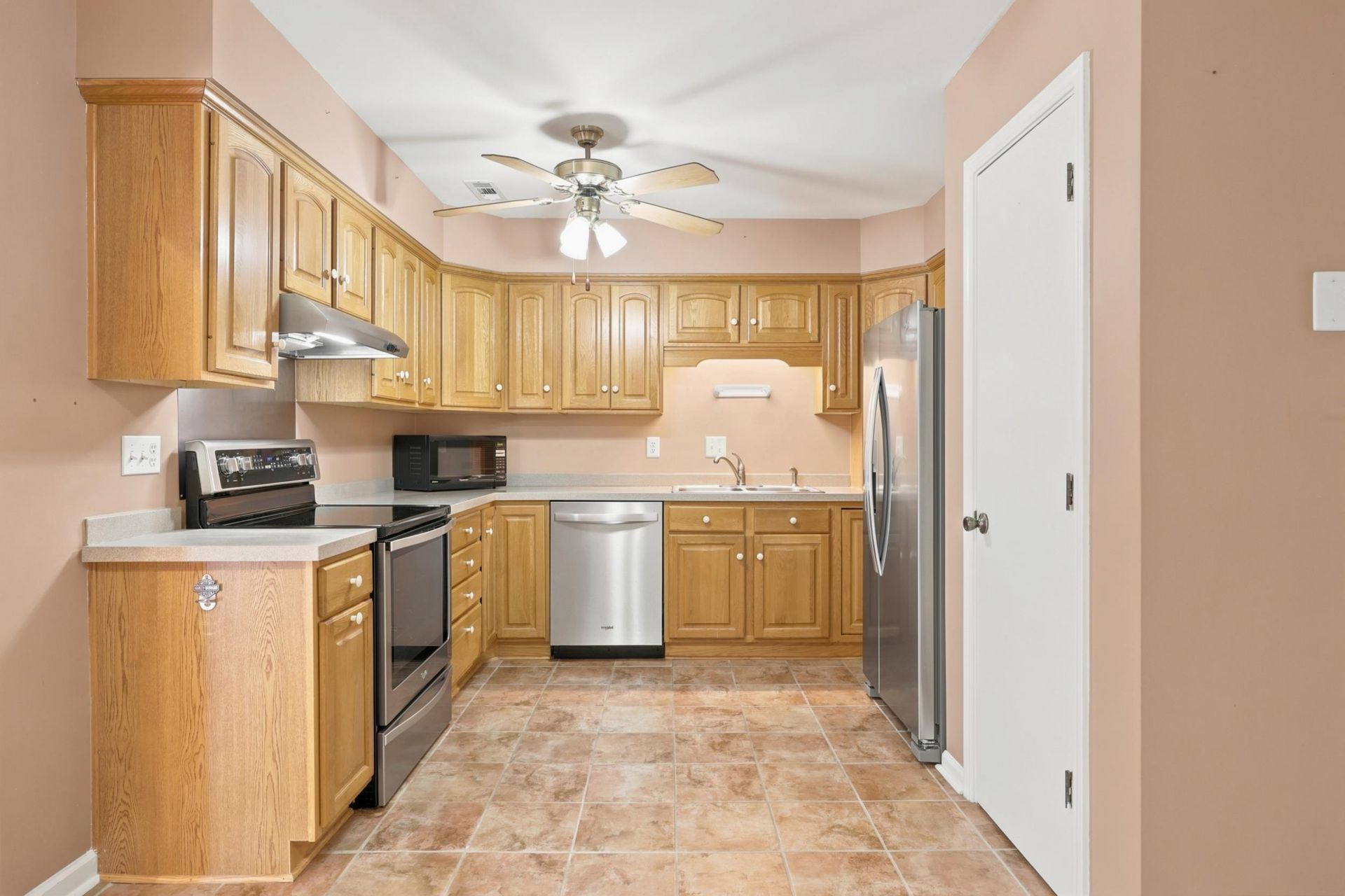 4637 Teakwood Dr.  Photo 9