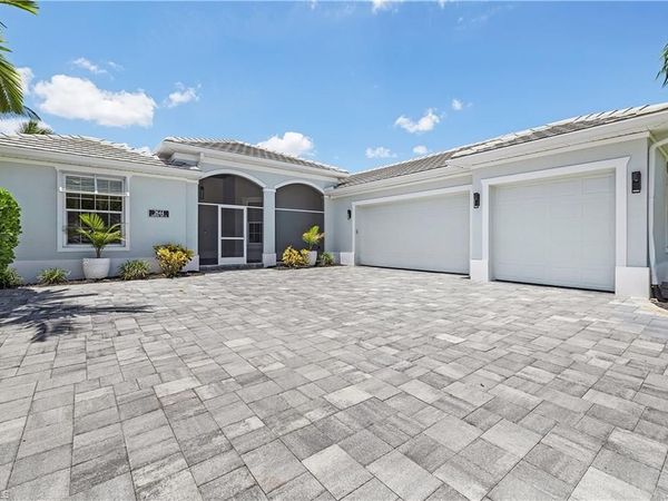 2644 Fairmont Cove CT, CAPE CORAL, FL 33991